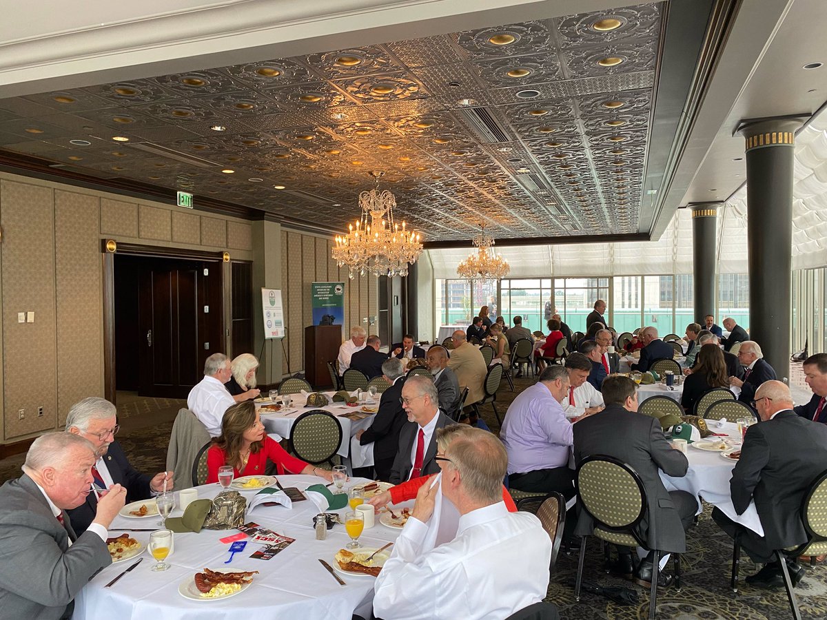 CSF_Mark's tweet image. Great turnout at yesterday’s Alabama Legislative Sportsmen’s Caucus breakfast! Always a pleasure to gather with this group and discuss issues impacting hunters and anglers. Thank you to our sponsors and caucus leaders for helping put together another great event!@HunterandAngler