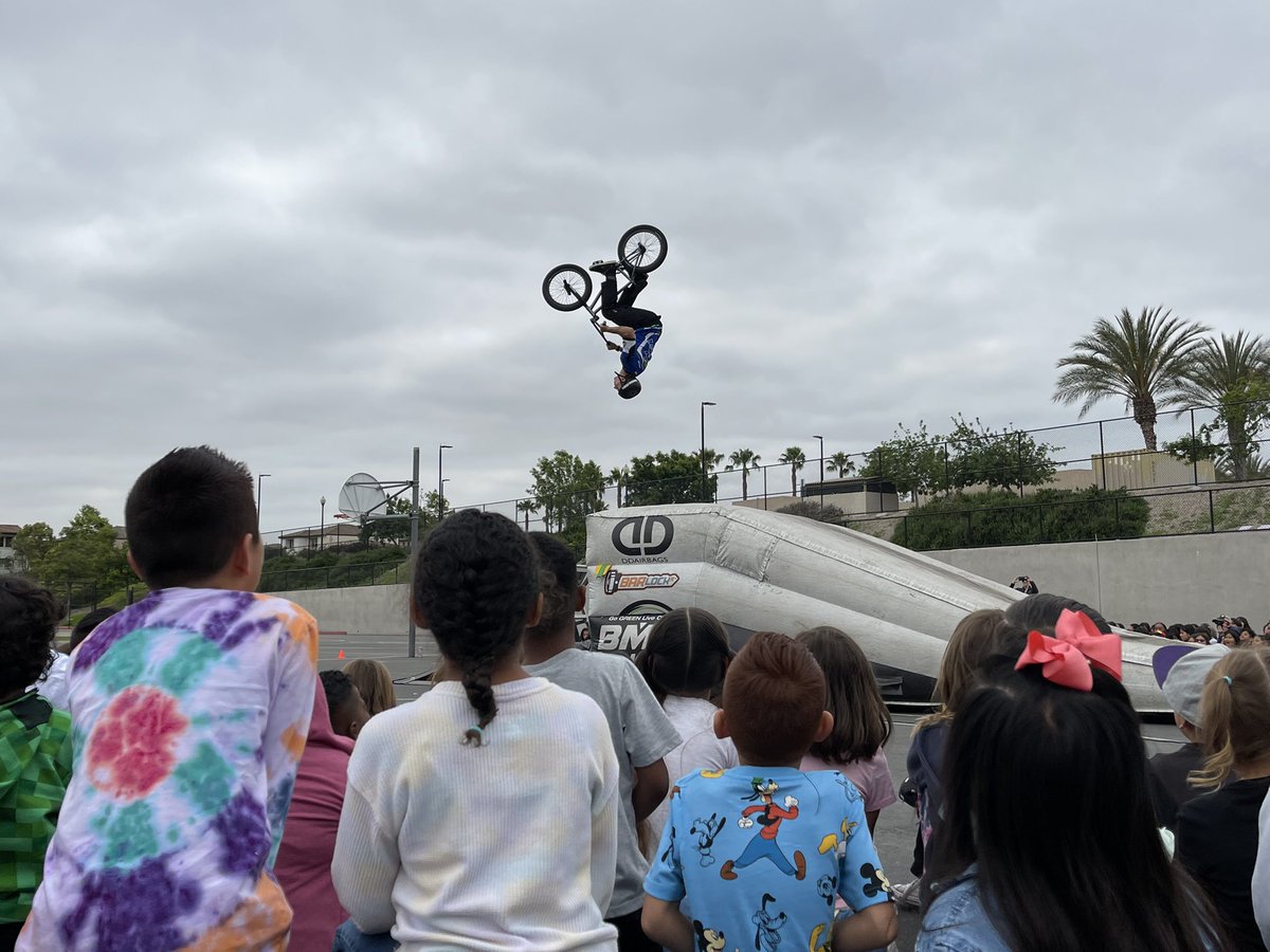 Camarena Elementary tweet media