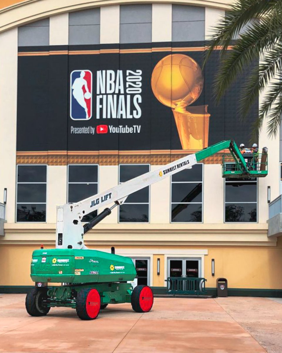 Tiresocks's tweet photo. Throwback Thursday! Who do you have winning the NBA Championship this year?

#TireSocks #ThrowBackThursday #NBAPlayoffs https://t.co/hItgEArevq