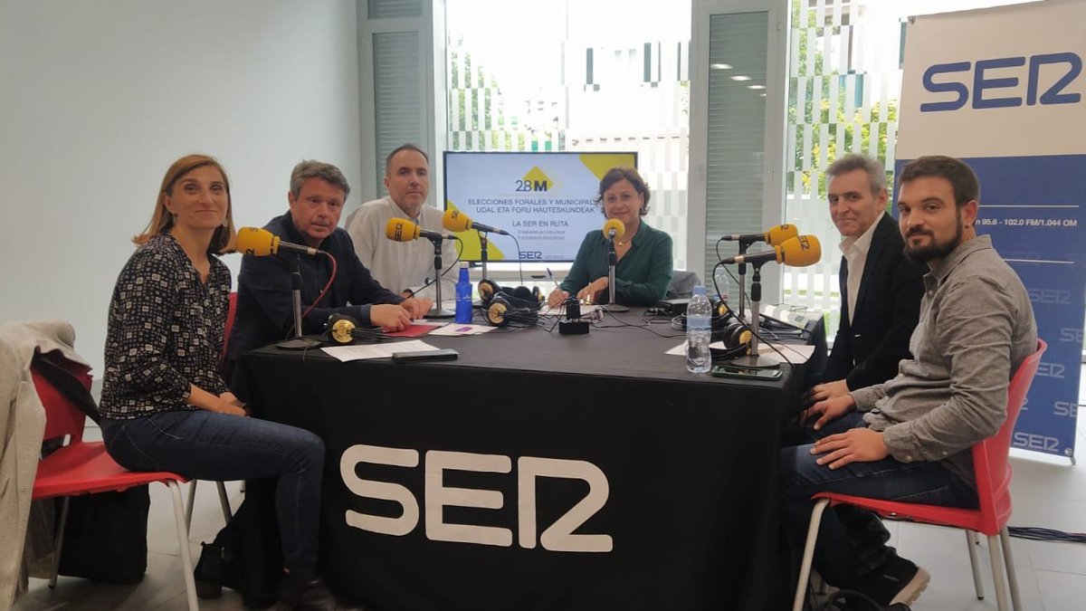 Windwer's tweet photo. Este domingo #28M tenemos ELECCIONES🗳️

¿Todavía no conoces las propuestas de #movilidad 🚲🚶‍♀️🚌de los partidos?

ESTAS DE SUERTE‼️

Quedate unos tweets y entérate de todo🔎

📍Irun, Gipuzkoa

Dentro hilo🧵de #movilidad 👇
#MobilityChecking #LoshilosdeOier
 📷@radioirun https://t.co/8nZjjHqLRV
