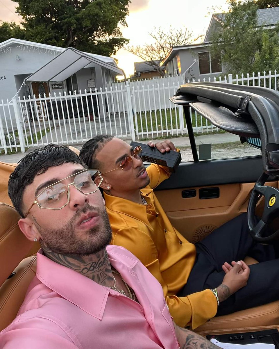 FCOzuna023's tweet photo. Tucu Hoy 6:00 PM Hora Miami Por todas las plataformas 😏
@ozuna X Amarion 🧸🤪🎶
#ozuna #amarion #tucu https://t.co/3duUxadLRb