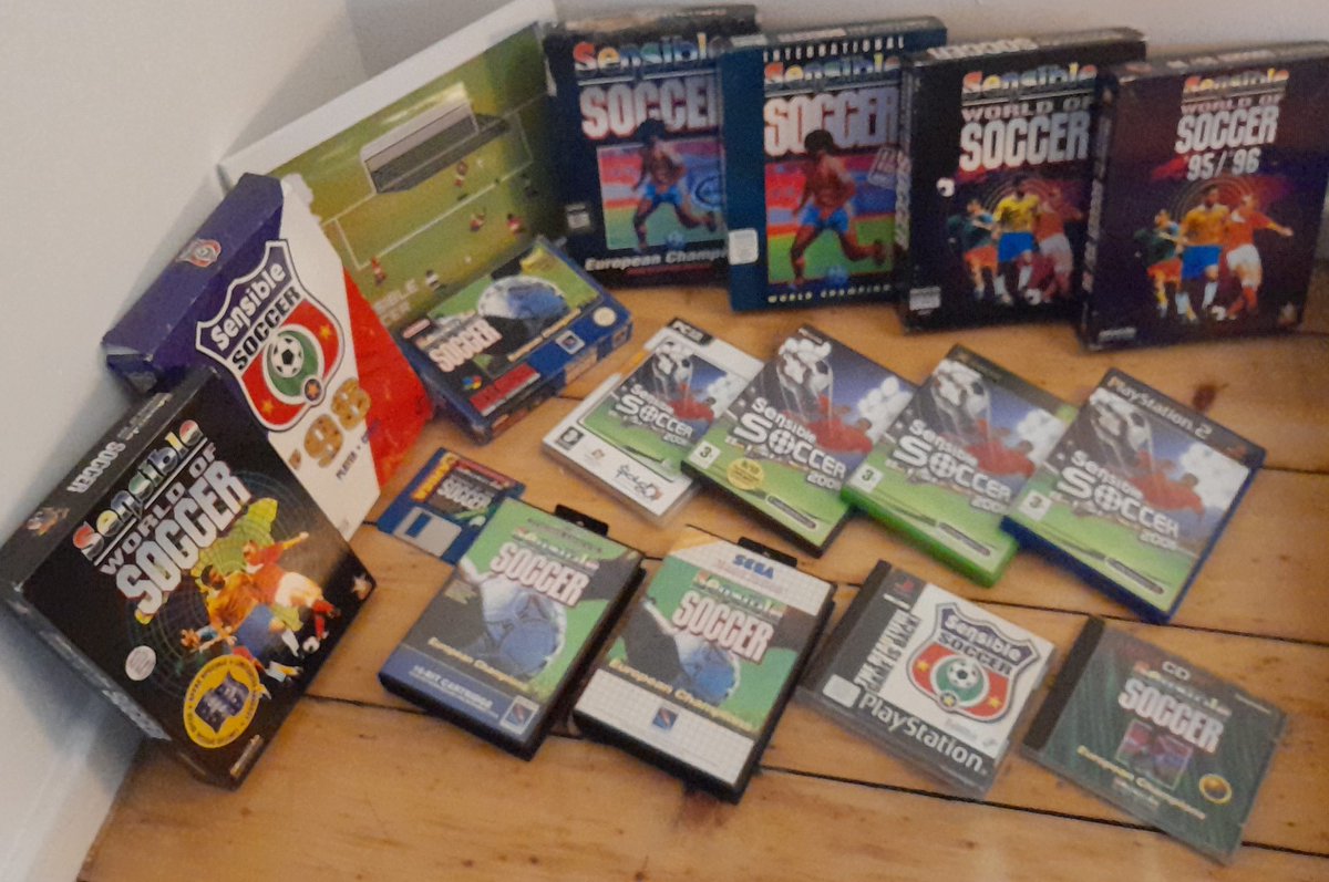 So here we have it Lads and ladettes, the magnificent #SensibleSoccer collection so far ⚽️ 🕹 
#retrocollecting #RETROGAMING #retrogames #8bit #16bit #Sega #MasterSystem #Megadrive #RetroPC #Sony #ps1 #ps2 #Microsoft #Xbox #SuperNintendo #SNES #Amiga #Cd32