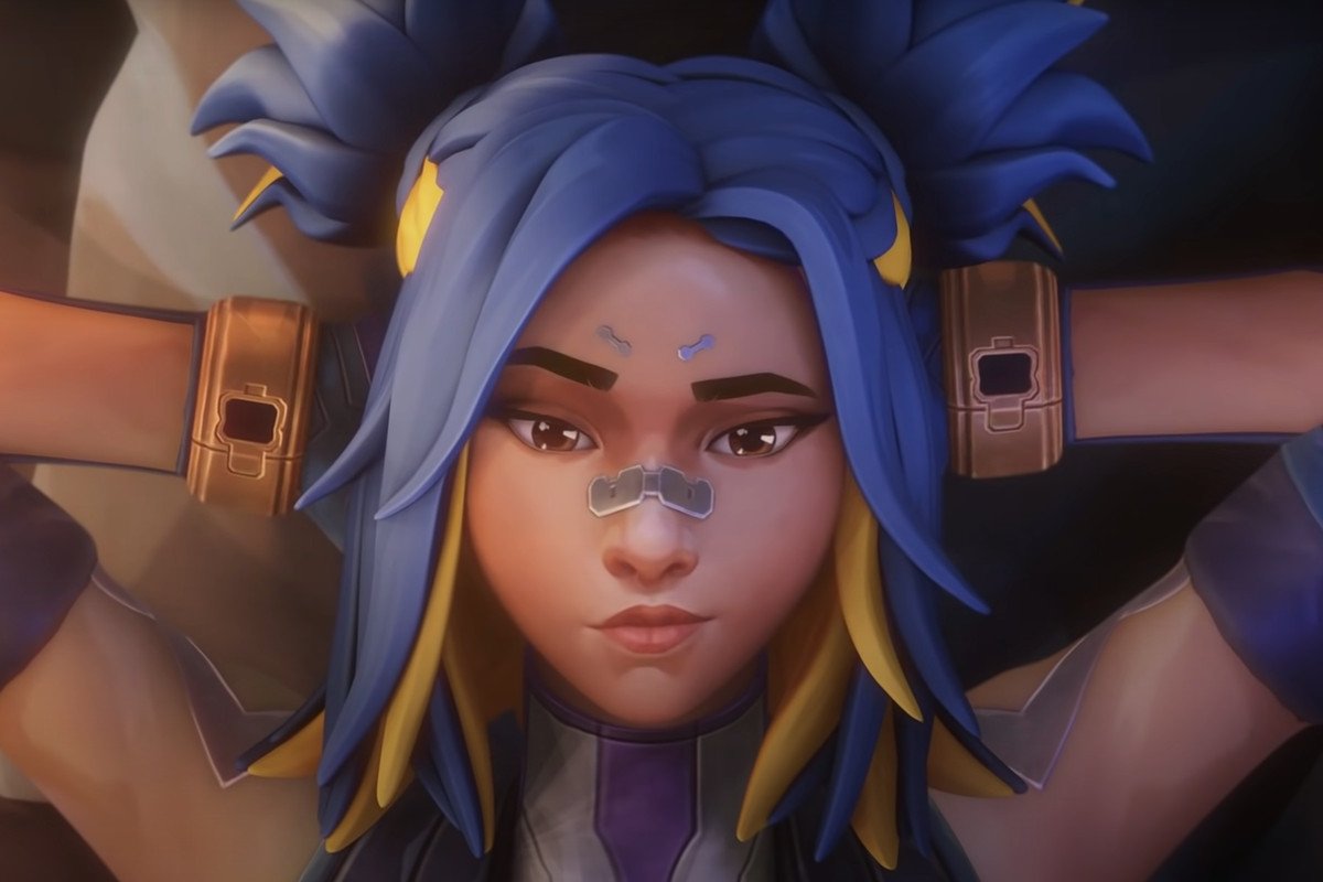 Dramatic tweet media