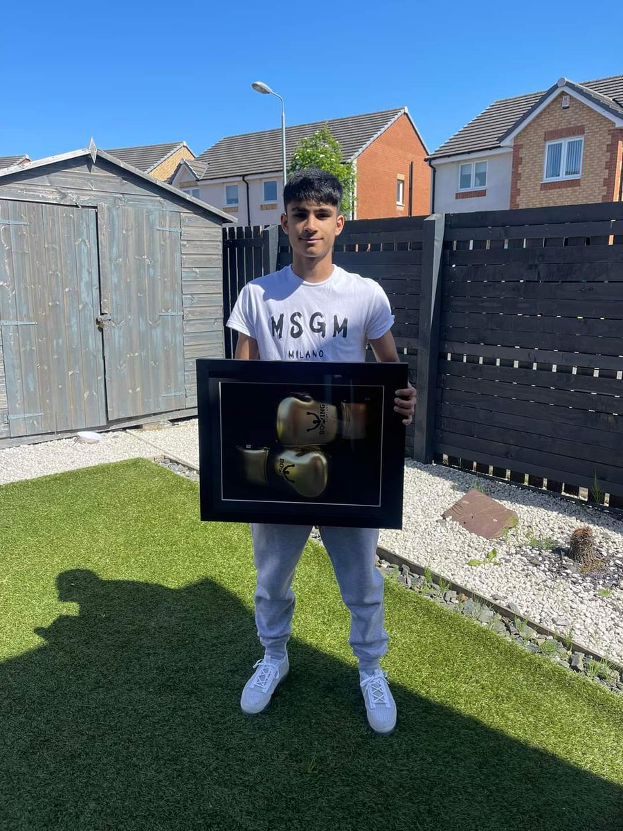 Northwestabc's tweet photo. Two times Scottish Champion @SarwarAaron recently had his 2023 Scottish Golden Gloves framed and proudly displayed at home. I think everyone will agree they look fantastic!

Hopefully some fight news announced soon. 

Team Northwest 🖤💛
@officialQTS https://t.co/jYnsbJdRPw