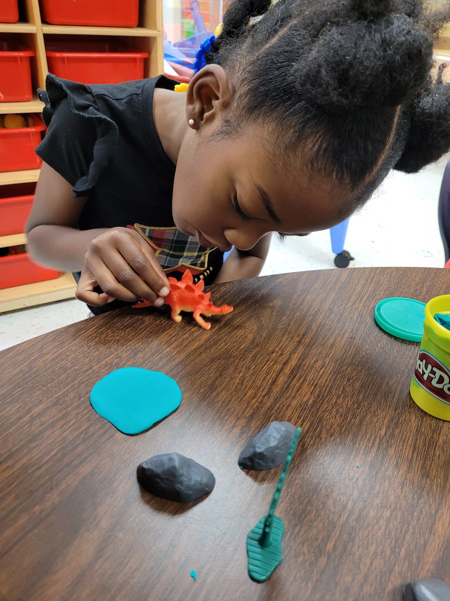 Daisy Molina tweet media