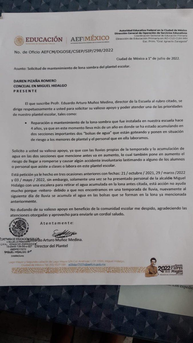 LunixBere's tweet photo. ... pero hoy es más notorio el daño del material, por lo cual se solicita un cambio de lona, por favor.
Este problema lo tenemos desde 2021.
Por favor @SEP_mx @AlcaldiaMHmx @mauriciotabe @Claudiashein atiendan esta solicitud, es para el bienestar de la escuela y los alumnos #CDMX https://t.co/4jHqZNGHQF