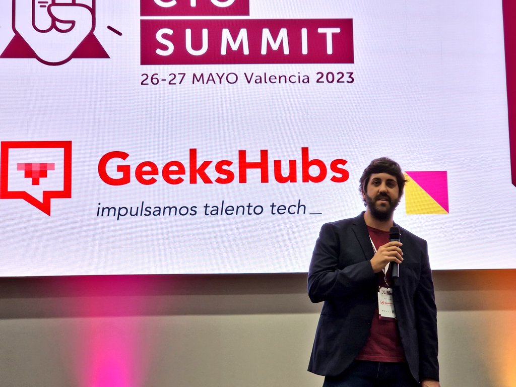 GeeksHubs tweet media