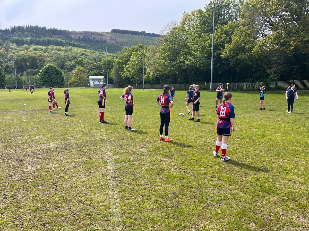 StjohngirlsPE's tweet photo. Year 7’s had a great first run out in the tag rugby tournament @MACS_HWB this afternoon! They won 2 and lost 2 games with plenty of tries.lots of potential to build on 👏🏻 Thanks to the Leaders from MACS for reffing @TalHarding for entering us 👍🏼🏉
@StJohnsAberdare @MrPenhale_SJB https://t.co/uld09Hz8ZD