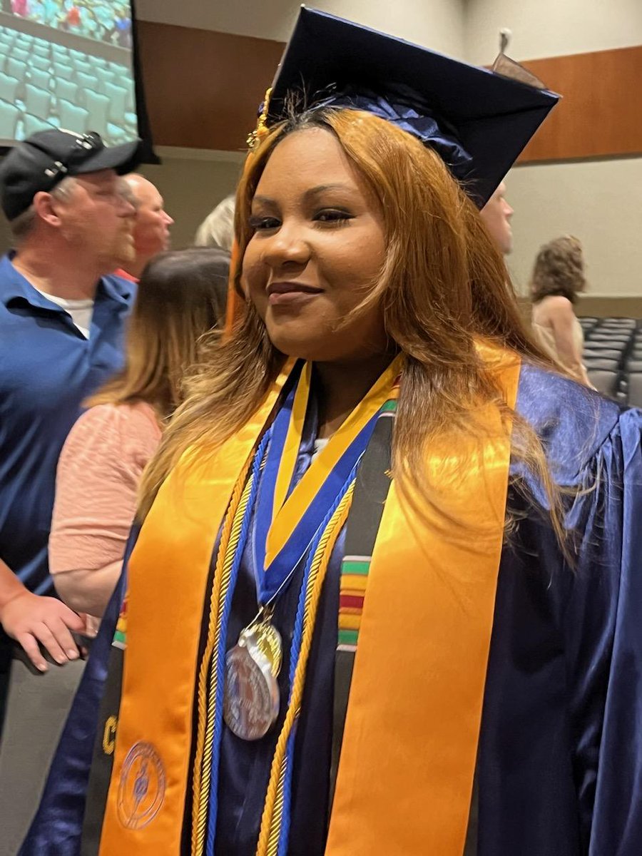 WayneEMCHS's tweet image. Congratulations to our WEMCHS students who received their degrees last week from @wayneccnc. We are so proud of all of your hard work!