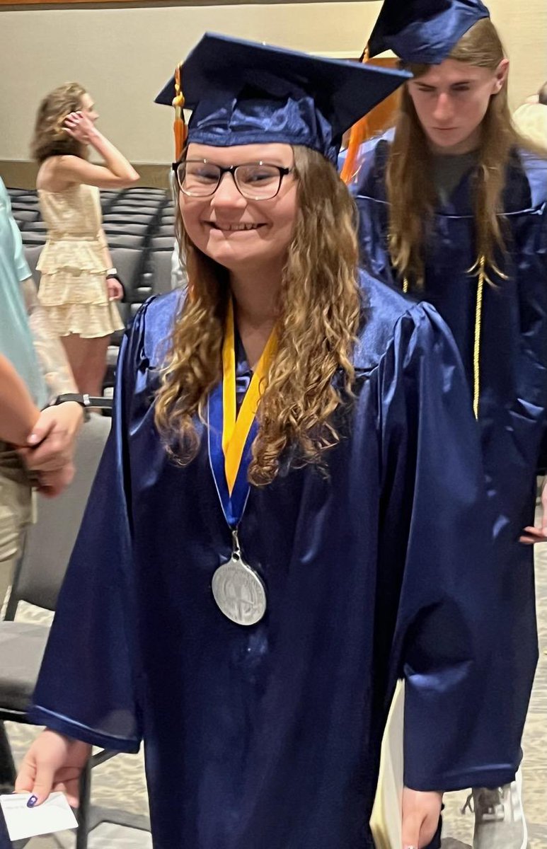 WayneEMCHS's tweet image. Congratulations to our WEMCHS students who received their degrees last week from @wayneccnc. We are so proud of all of your hard work!
