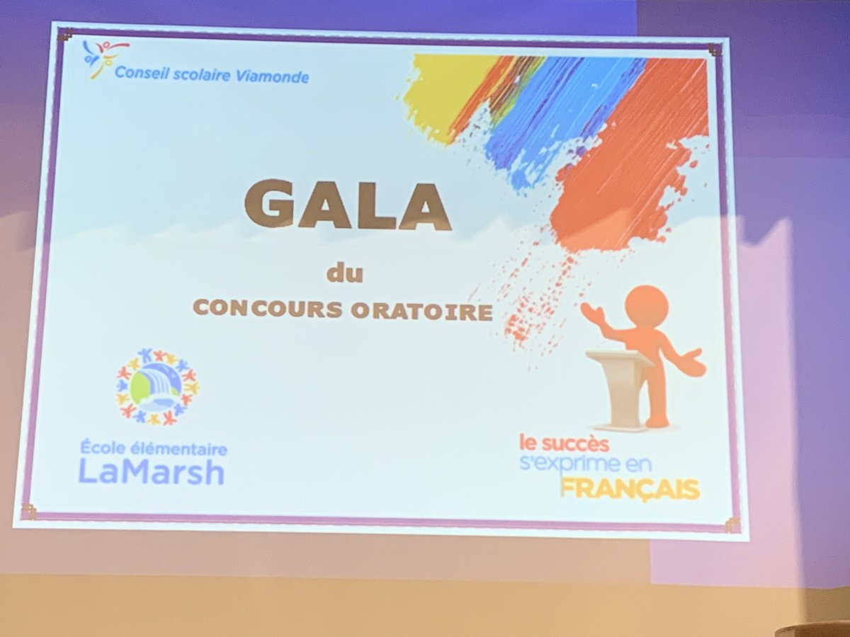 On est prêt pour le Gala du Concours d’art oratoire ce matin. 
Les élèves de la maternelle à la 8e année ont participé. 
Bravo les Dauphins!