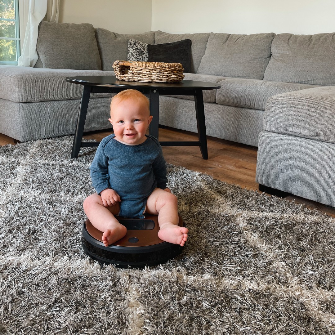 If you just started making your first steps, Bob is always nearby to support you!

📸: @ cassiemhoffman

#bObsweep #robotvacuum #vacuumcleaner #BobPetHairVisionPlus #toddlersofinstagram #team