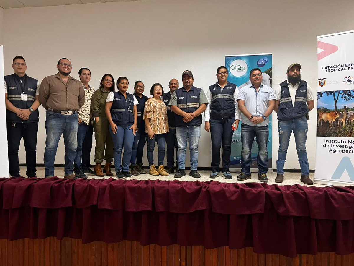 AgrocalidadZ5's tweet photo. #LosRíos  | Junto a @INIAPECUADOR realizamos el lanzamiento de la  campaña de vacunación contra fiebre aftosa, con el objetivo de inocular 91 mil bovinos, beneficiando a más de 3 846 productores. Iniciando el 17 de mayo hasta el 30 de junio. #EcuadorLibreDeAftosa https://t.co/AMygXTHIzS