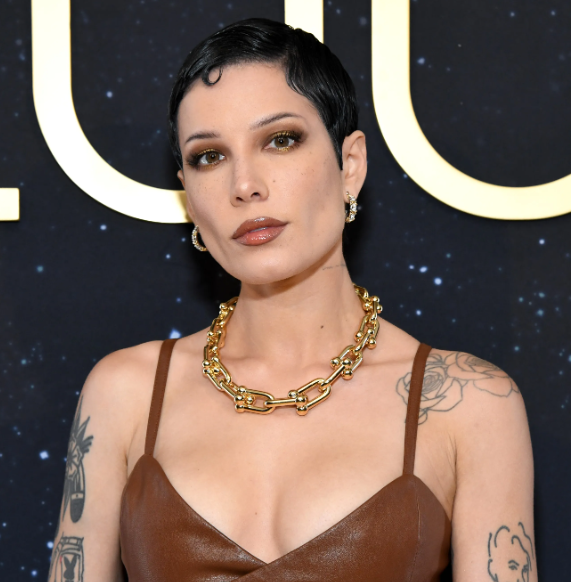 give me taysey PLEASE