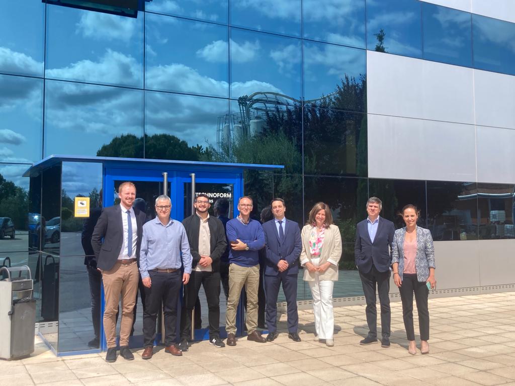¡Gran jornada en Technoform Ibérica gracias a la visita de Acwin! Nos encantó mostrarles nuestras instalaciones y presentarles a nuestro equipo. Fue una excelente oportunidad para compartir ideas y fortalecer una relación que ya es muy estrecha con el Grupo Atrya en Francia.