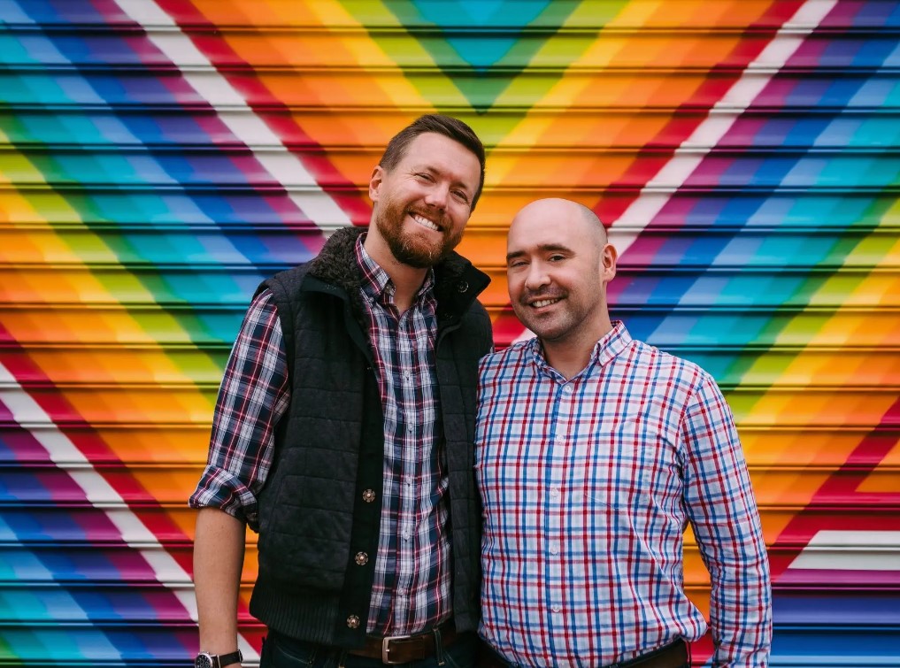 lifewithemms's tweet photo. LifelongAdpt: 🍼 Rob &amp; Foster are hoping to #adopt a baby!
.
"We always knew we wanted to build a family together. We love being uncles to our young niece and nephew and have long dreamed of being parents."
.
Read more about them at: … https://t.co/sQRz9S6dYR