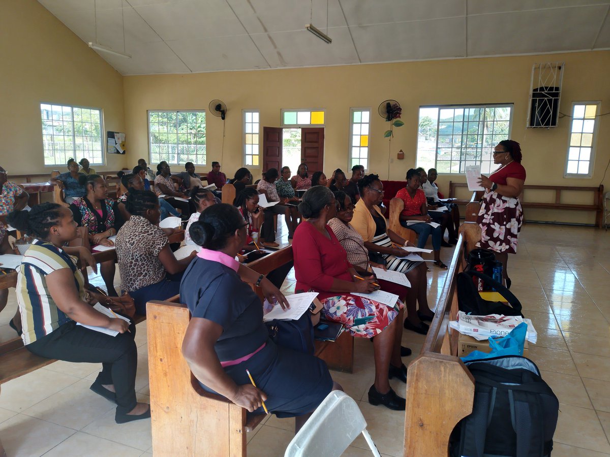 Deenmariereid Reid tweet media