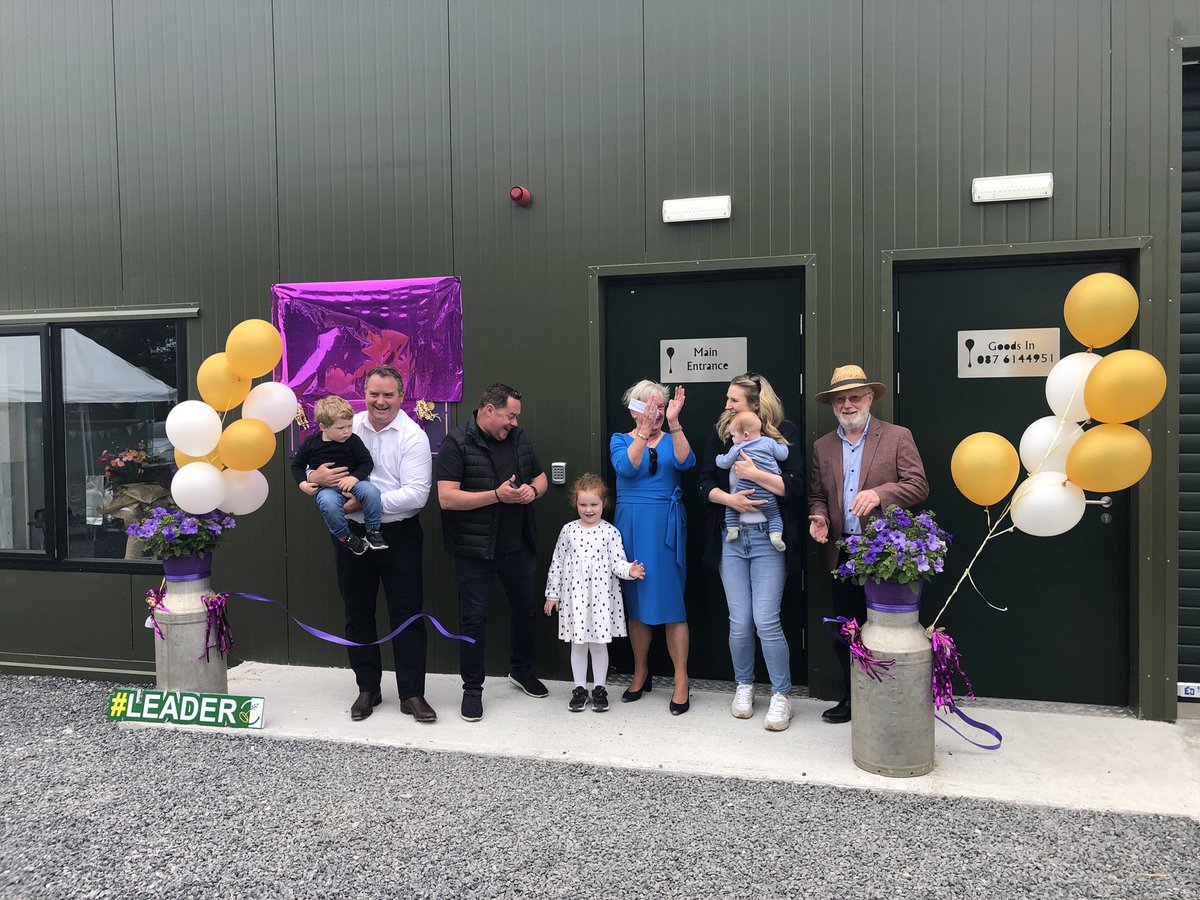Officially opening of #PuddingHQ by <a href="/nevenmaguire/">Neven Maguire</a> at <a href="/WhatsForPuddin/">What's For Pudding</a> here in #Meath 💚💛 Great Day for Irish Food &amp; proud member <a href="/BoyneValleyFlav/">Boyne Valley Flavours</a>