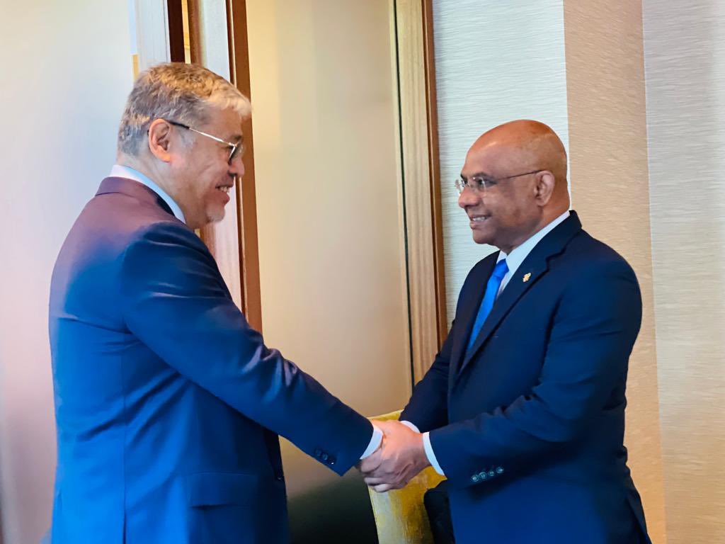 StatesmanMV's tweet photo. abdulla_shahid: Left Japan, following constructive discussions at #MLMTokyo and my meetings with Ministerial colleagues on the sidelines.

The voice of small countries in larger discussions on security and stability is necessary. Thankyou @MunSecConf for… https://t.co/peJ12xEx65
