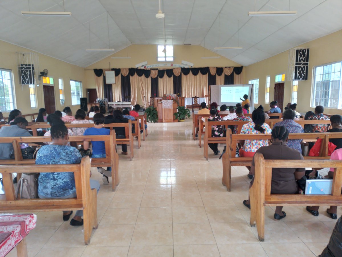 Deenmariereid Reid tweet media