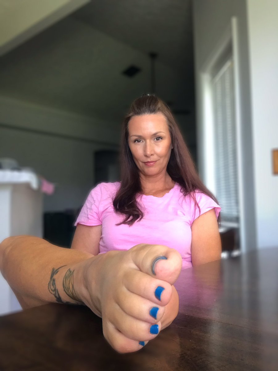 Miss Michele on Twitter: "The Me everyone else sees😇 ………………VS……………… The Me you get to see😉 Shhhh