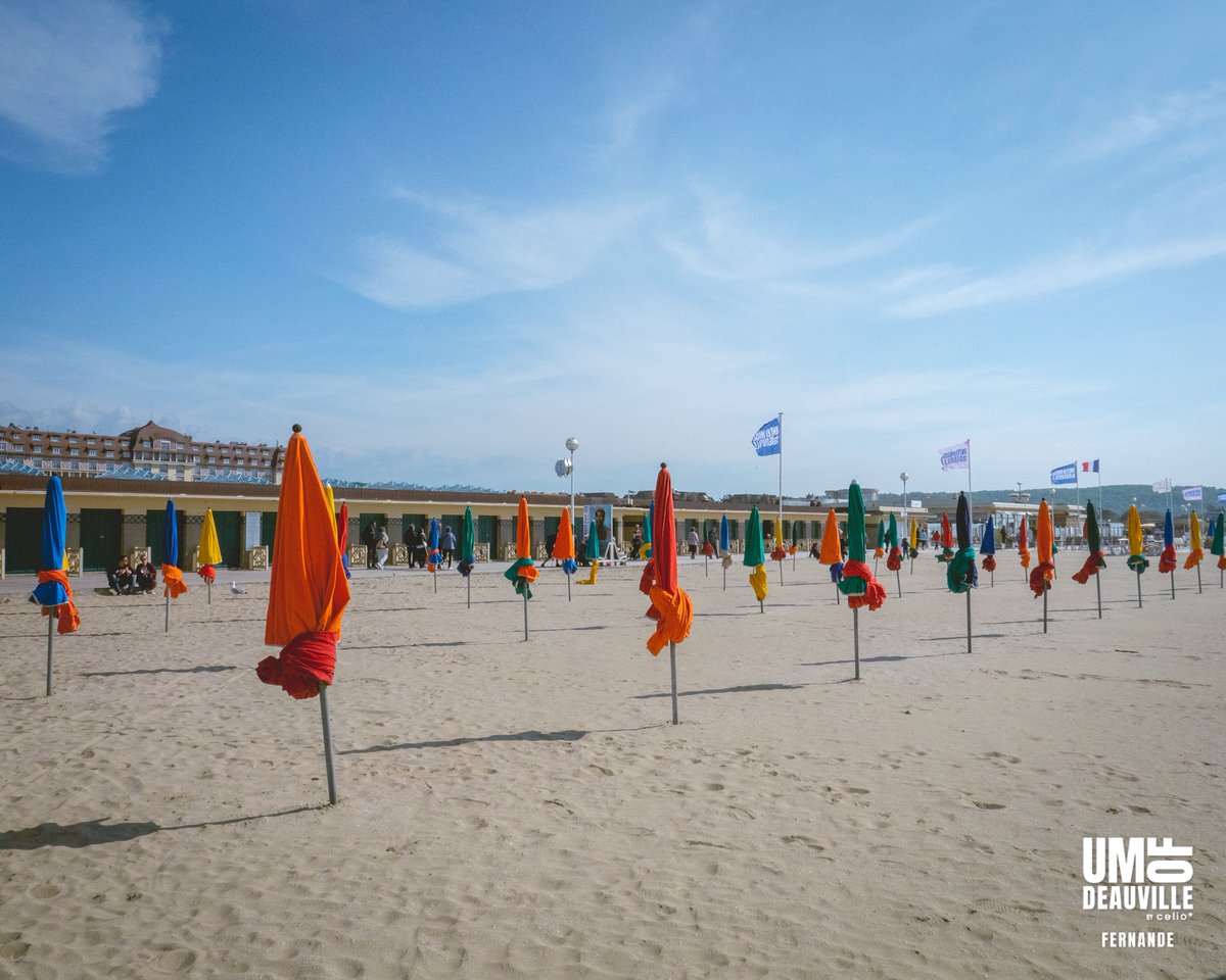 UnitedMusicOf's tweet photo. La plage mythique de Deauville comme cadre de festival : au United Music Of, on allie volontiers passion pour la musique et plaisir à se prélasser ⛱️
📸 Fernande Photographie
#UMOF #UnitedMusicOf #deauville https://t.co/98bPE1M87k