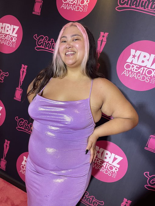 THANK YOU SO MUCH @XBIZ FOR AN AMAZING TIME IN MIAMI! My first convention totally blew away my expectations<a class="tags" href="/tag/xbiz">@xbiz</a><a href="/tag/throatgoat"class="tags"><span>#throatgoat</span></a><a href="/tag/nsfwtwt"class="tags"><span>#nsfwtwt</span></a>