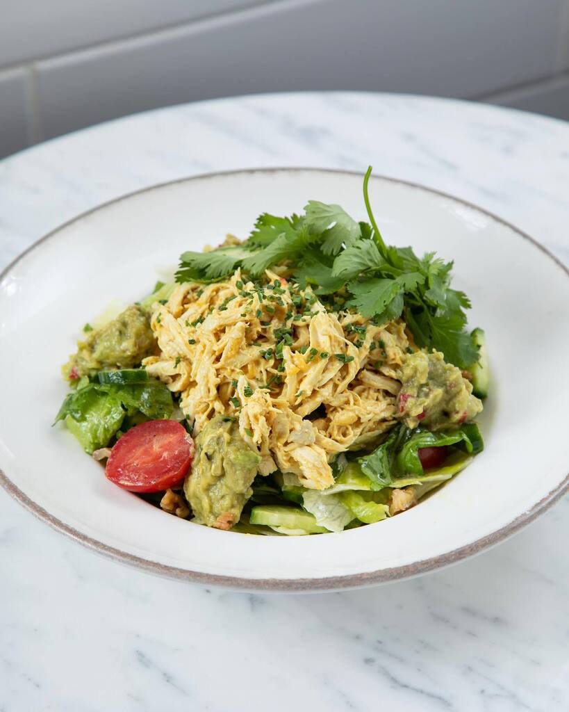 Curry up ! Our new summer menu is coming soon 😍🎉👌🏻🎈