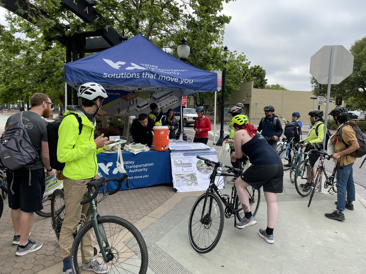 VTA's tweet image. Don’t miss out on the fun this morning at our energizer station! #BikeToWorkDay #btwd #mtview #bike #publictransit #VTA