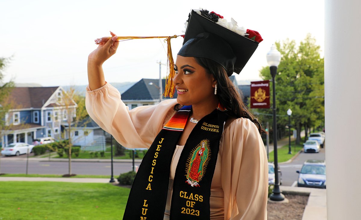 BloomsburgU's tweet photo. “Bloomsburg molded me into the person I am today. I’ll miss the beautiful campus along with the close friends I got to meet. I truly cherish all four years and am so thankful for Bloom treating me so well." 💛🎓🐾 #BUClass2023 #Husky4Life #BloomOnward #HuskyUnleashed #graduation https://t.co/0KyBnlfqsS