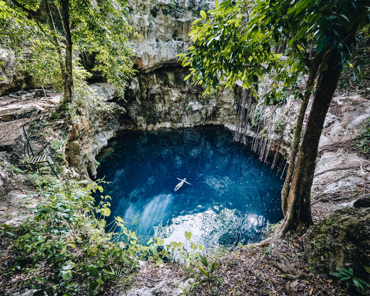 Iberojet (@iberojetair_es) on Twitter photo 2023-05-25 07:00:01 ¿Qué es un cenote? 🏝 Son pozos naturales de agua dulce conectados por ríos subterráneos. ¡No dejes de explorarlos si viajas al Caribe! ✈️ #ViajandoMejor ¿Qué es un cenote? 🏝 Son pozos naturales de agua dulce conectados por ríos subterráneos. ¡No dejes de explorarlos si viajas al Caribe! ✈️ #ViajandoMejor