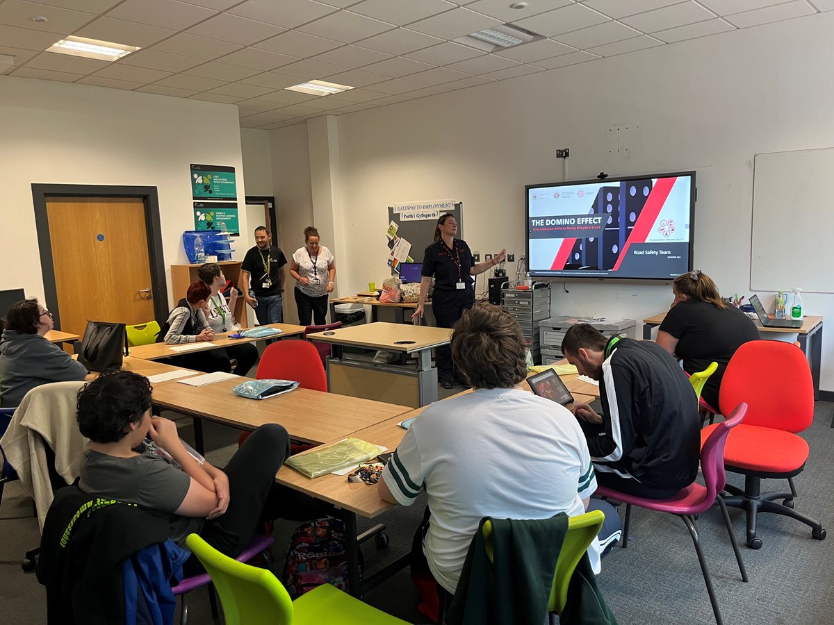 South Wales Fire and Rescue Service tweet media