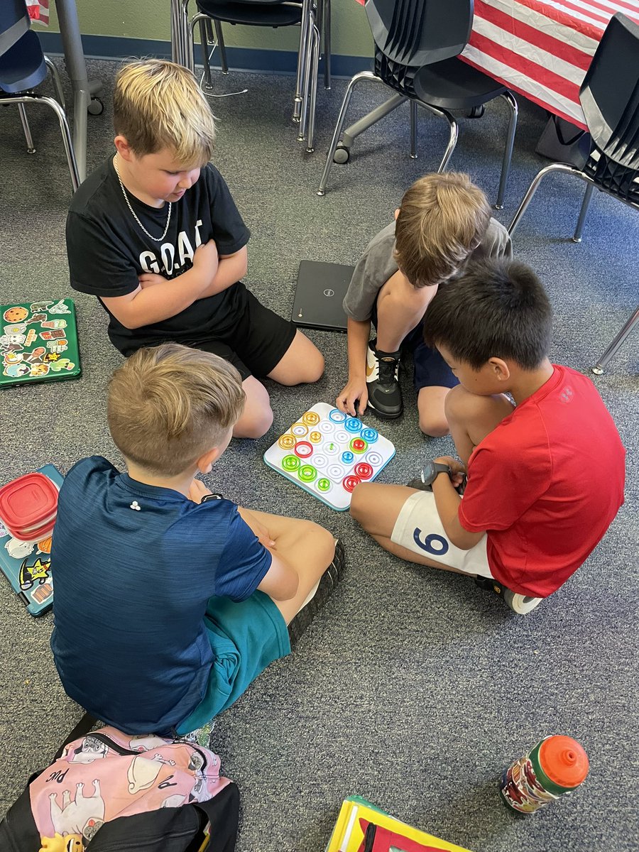 GESGanus's tweet photo. Playing some logic games. #GESshineon https://t.co/eCVIWtQF5W