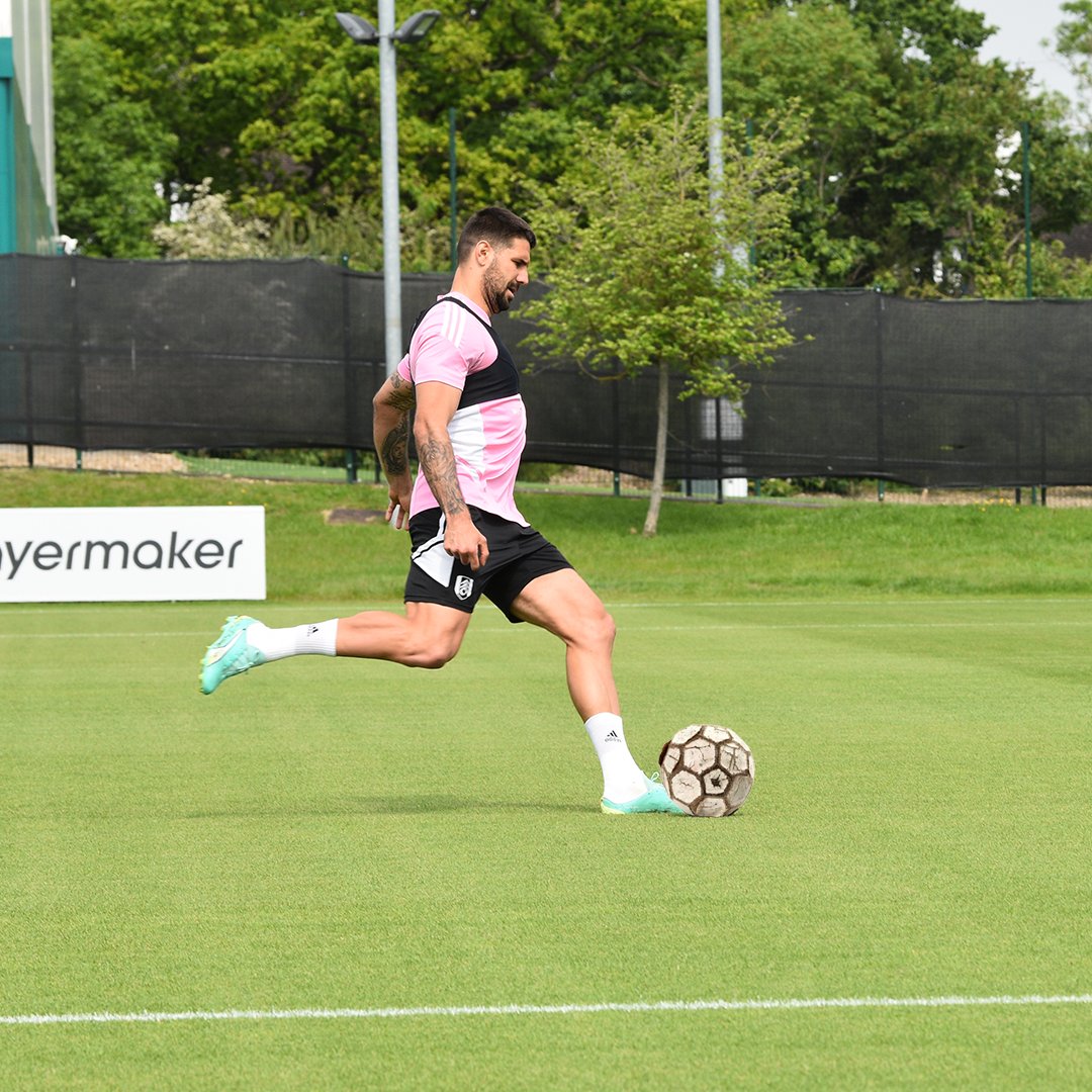 Fulham Football Club tweet media