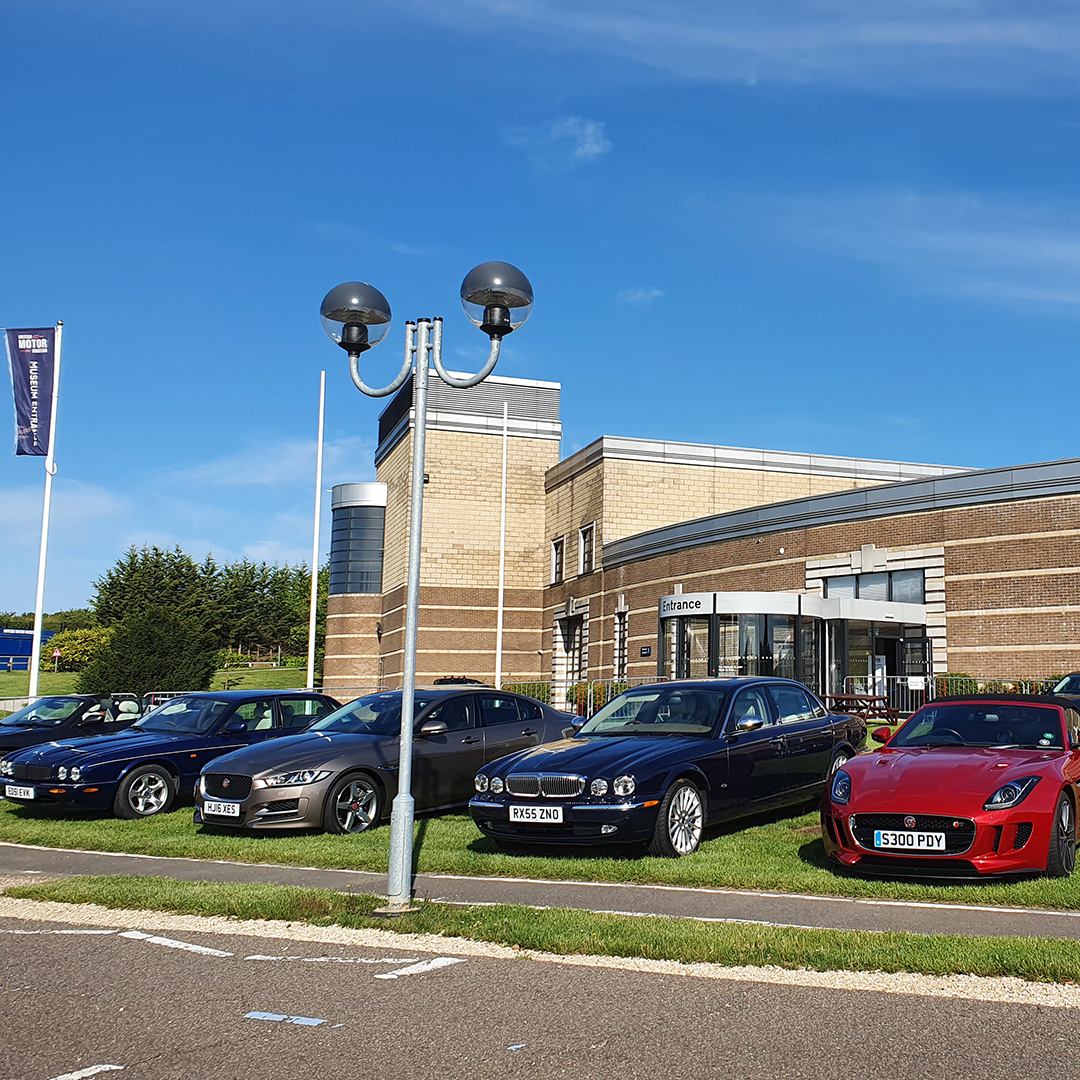 BMMuseum's tweet photo. Another exciting weekend lies ahead! It's the Jaguar Breakfast Meet (3 June) and then the fan favourite National Metro &amp; Mini Show returns (4 June) 🙌
Find out more and book at https://t.co/RaZSv7lcQJ

#JaguarBreakfastMeet #JaguarBreakfastClub #MetroMiniShow #ClassicCars #Mini https://t.co/SfYVE1Pur9