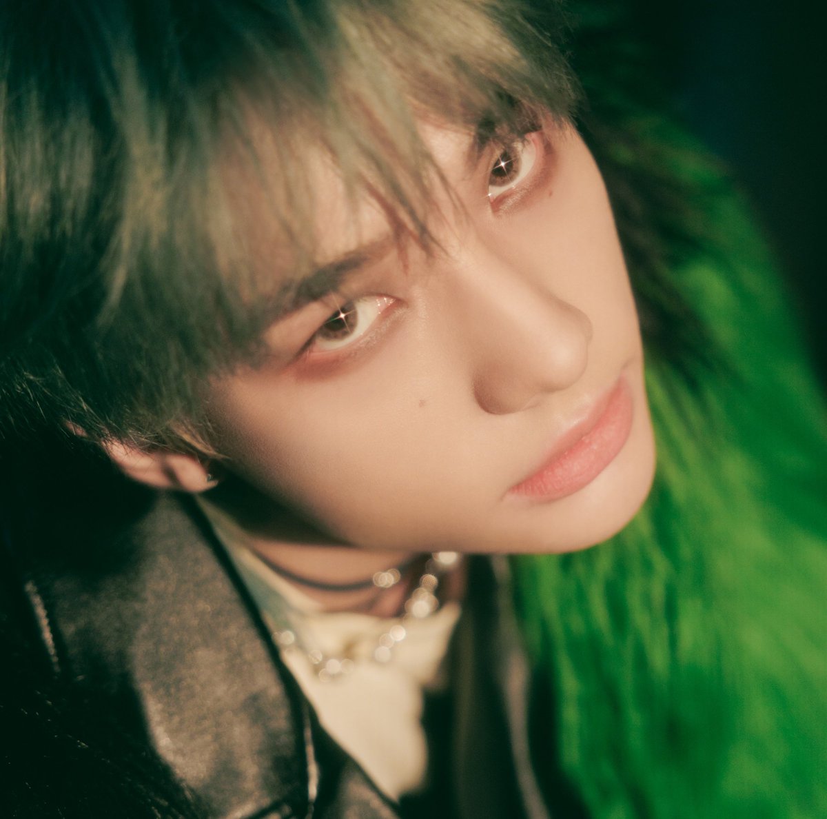 multiply_ji's tweet photo. 𝗧𝗘 𝗥𝗢𝗕𝗔𝗥𝗘 - ʰʸᵘⁿˡⁱˣ ᵒˢ 🔞
El era consciente de que todos creían el sólo corromperia a aquel chico de tierno corazón, pero el ya no resistía la tentación de tenerlo con el. https://t.co/9FwWxgcoq4