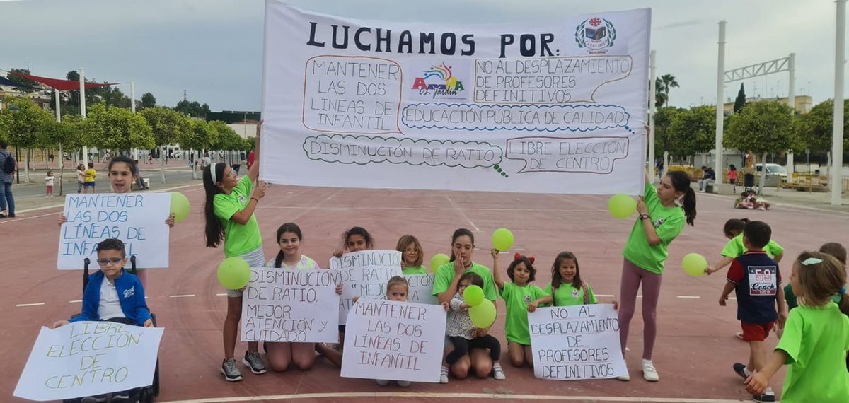 💚El colegio Ntro Padre Jesús de #Marchena MANTENDRÁ TODAS SUS CLASES EL PRÓXIMO CURSO 

💚¡Enhorabuena a la comunidad educativa y a sus vecinas y vecinos: con su movilización masiva han frenado el intento de recorte de la Junta! ¡LA LUCHA SIRVE! 

#NiUnAulaMenosEnlaPública