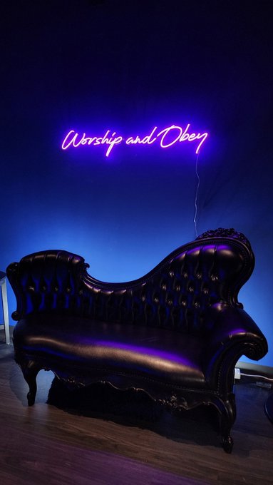 The rooms are beginning to take shape, and it's difficult to properly explain the sheer volume of work<a href="/tag/wickedretreat"class="tags"><span>#wickedretreat</span></a>