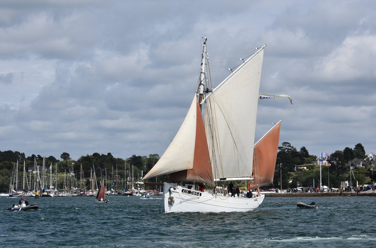 Retour sur la petite parade  #semainedugolfe #golfedumorbihan #baden #portblanc #morbihan #morbihantourisme #bretagne #magnifiquebretagne #vieuxgreements