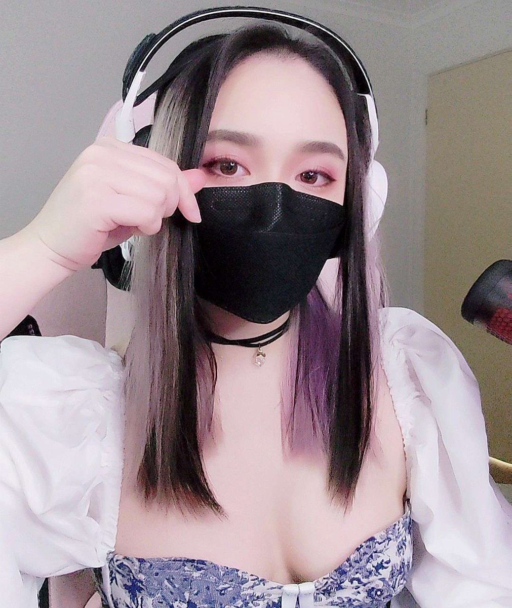 Cielvl_ttv's tweet photo. [LIVE NOW] I'm dragging my sick ass back on stream. Come join  https://t.co/7XGX8GW7Ob

#twitchstream #twitchgirl #dota2stream #maskedgirl #cute #livenow #streaming https://t.co/8HQKKJ2cq0