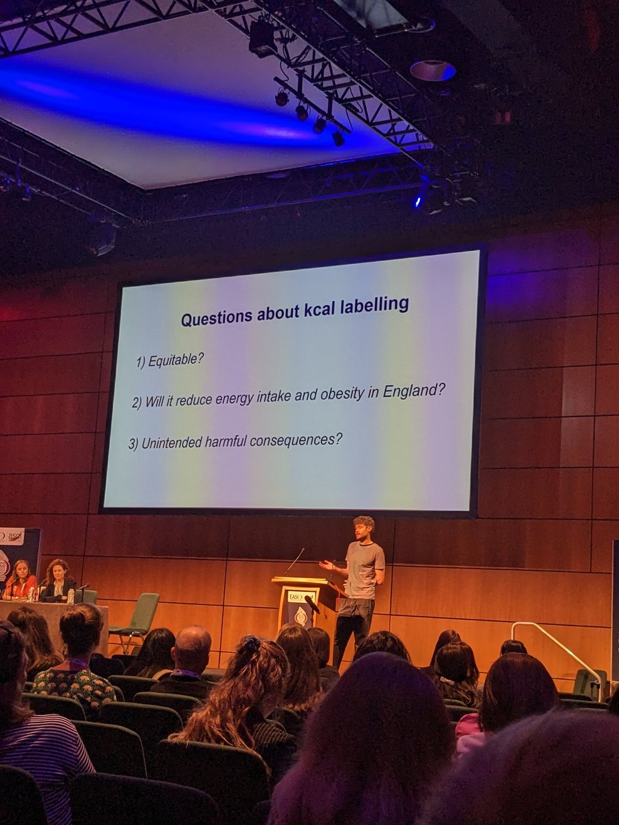 Timely presentation on unintended consequences of calorie labelling from @eric_robinson_ #ECO2023