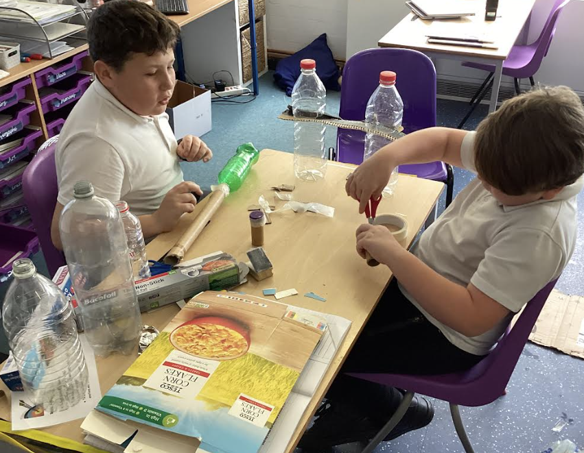 OakEPS's tweet photo. It is STEM week! We have been discovering different types of bridges and used our knowledge of their structures to design and build our very own bridges! 
@ScienceatElaine @IPAT_Edu @EEC_Elaine @PrimaryElaine https://t.co/pk4s6LDOF4