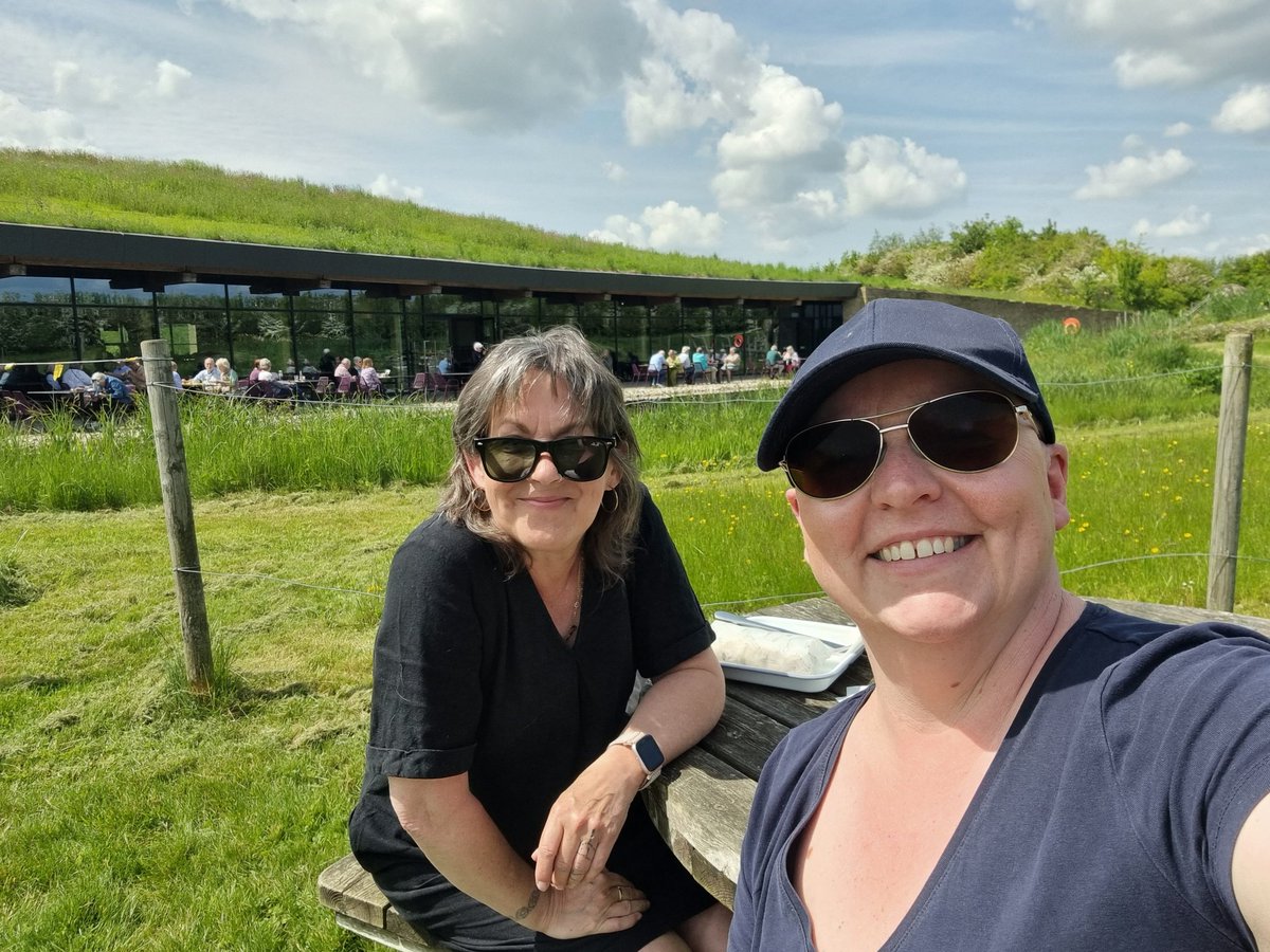On our way!! Manchester's calling. 
#swcoopmps 
<a href="/CoopSueG/">Sue Green</a> <a href="/WarburtonEve/">Eve Warburton</a> 
#gloucesterservices