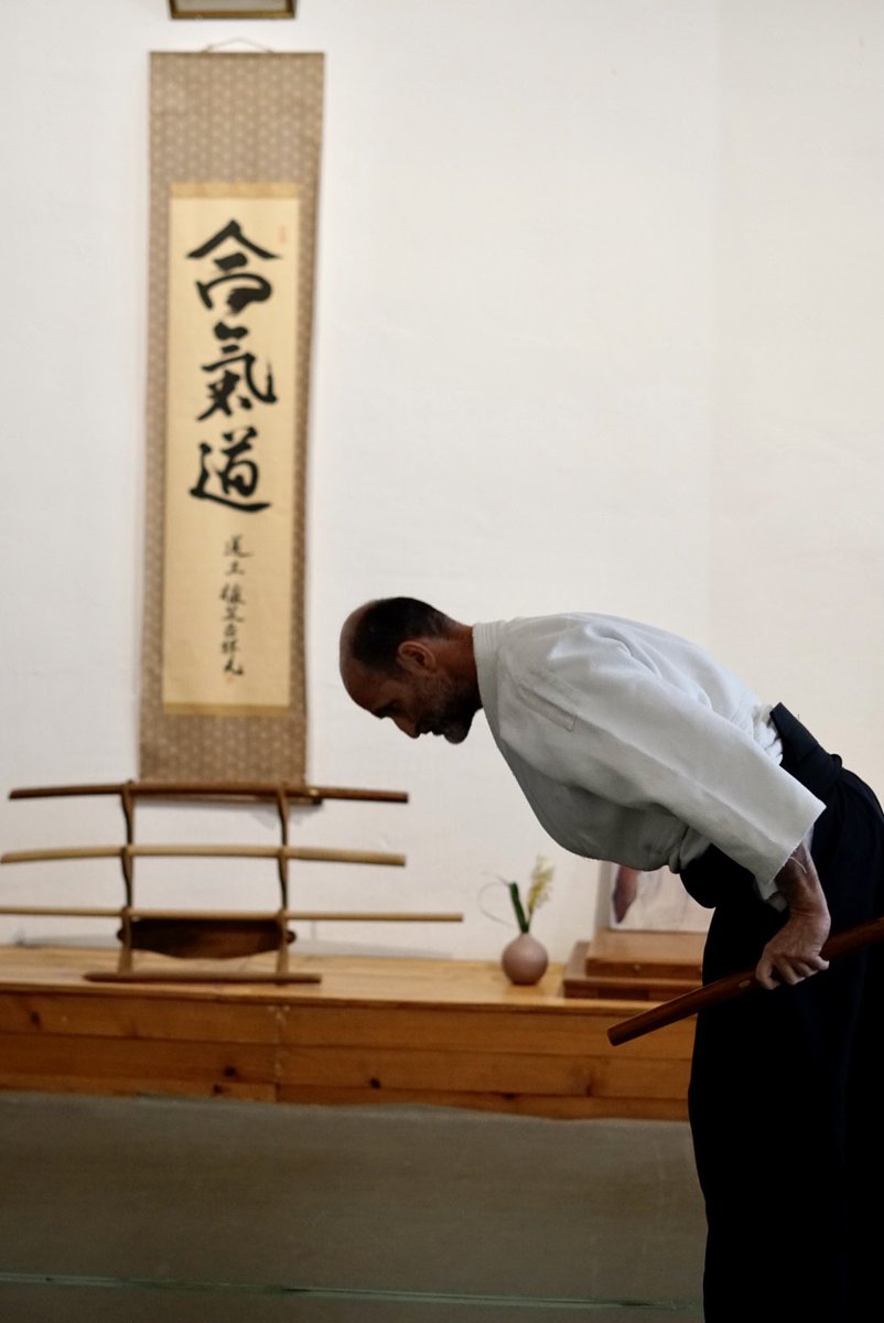 aikidoronin's tweet photo. Hemos visitado el Dojo Ametsuchi, del Maestro Yasunari Kitaura Shihan. Viaje relΓ‘mpago, pero ha merecido la pena. Sin duda, tiene algo muy especial ππ»ππ»ββοΈ #Aikido #εζ°ι #Yasunari #Shu #Kitaura #Ametsuchidojo https://t.co/89NC2vJryQ