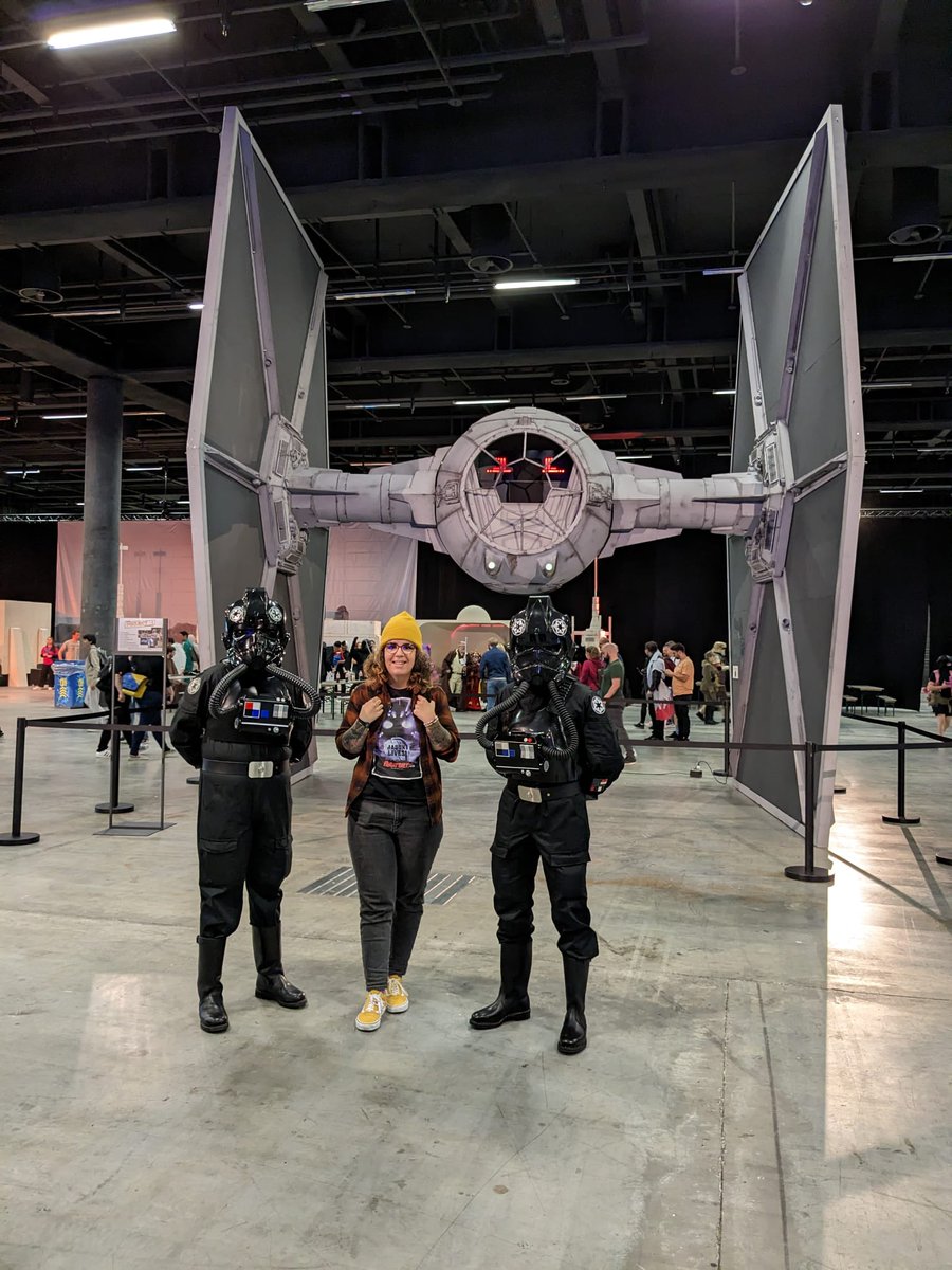 KanaAiysoublood's tweet image. Found my people 😎✌🏻 #StarWars #fantasybasel