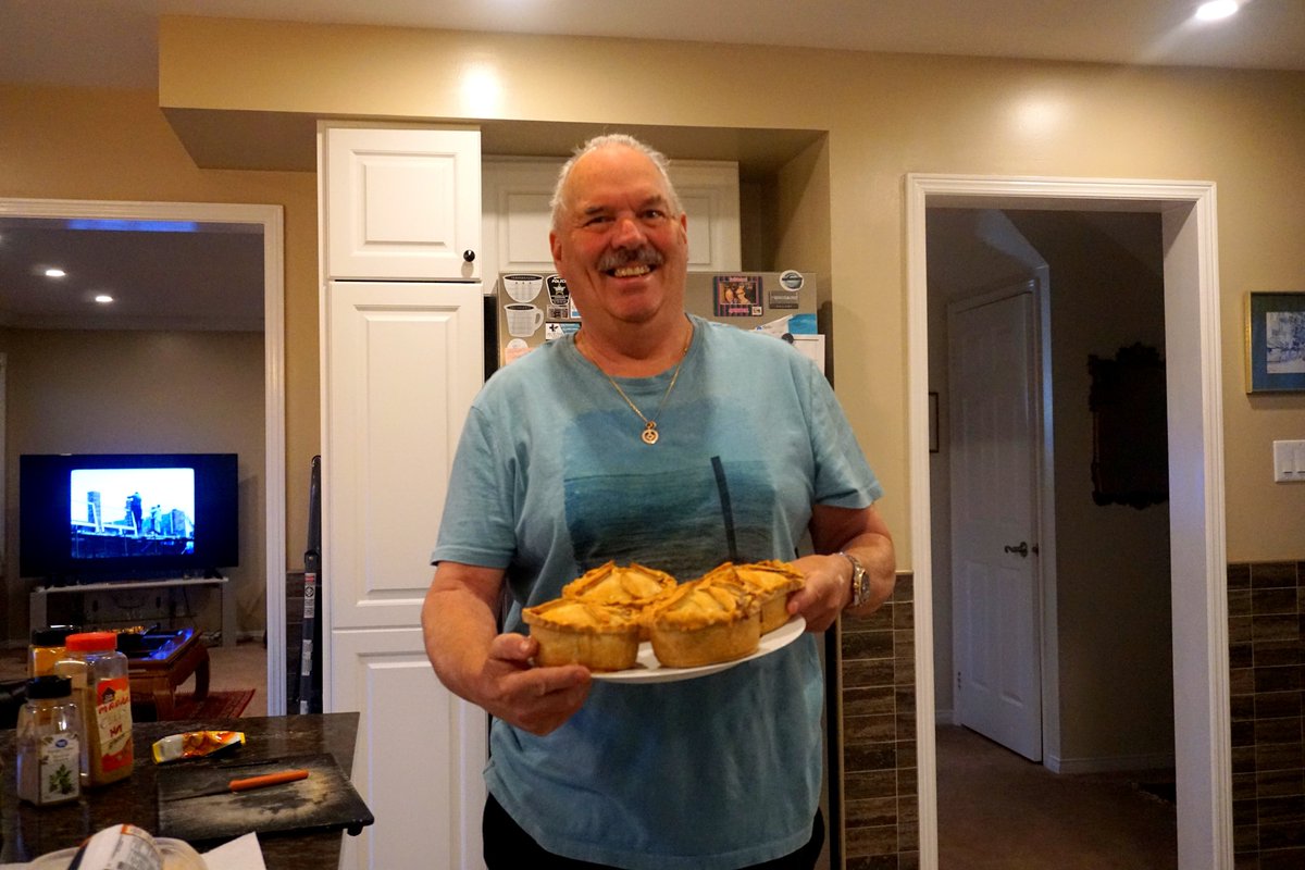 BobtMgb's tweet image. Baking traditional British Pork Pies, so much better then shop bought ones and so easy to make #PorkPie #PorkPies @Greggs_porkpies