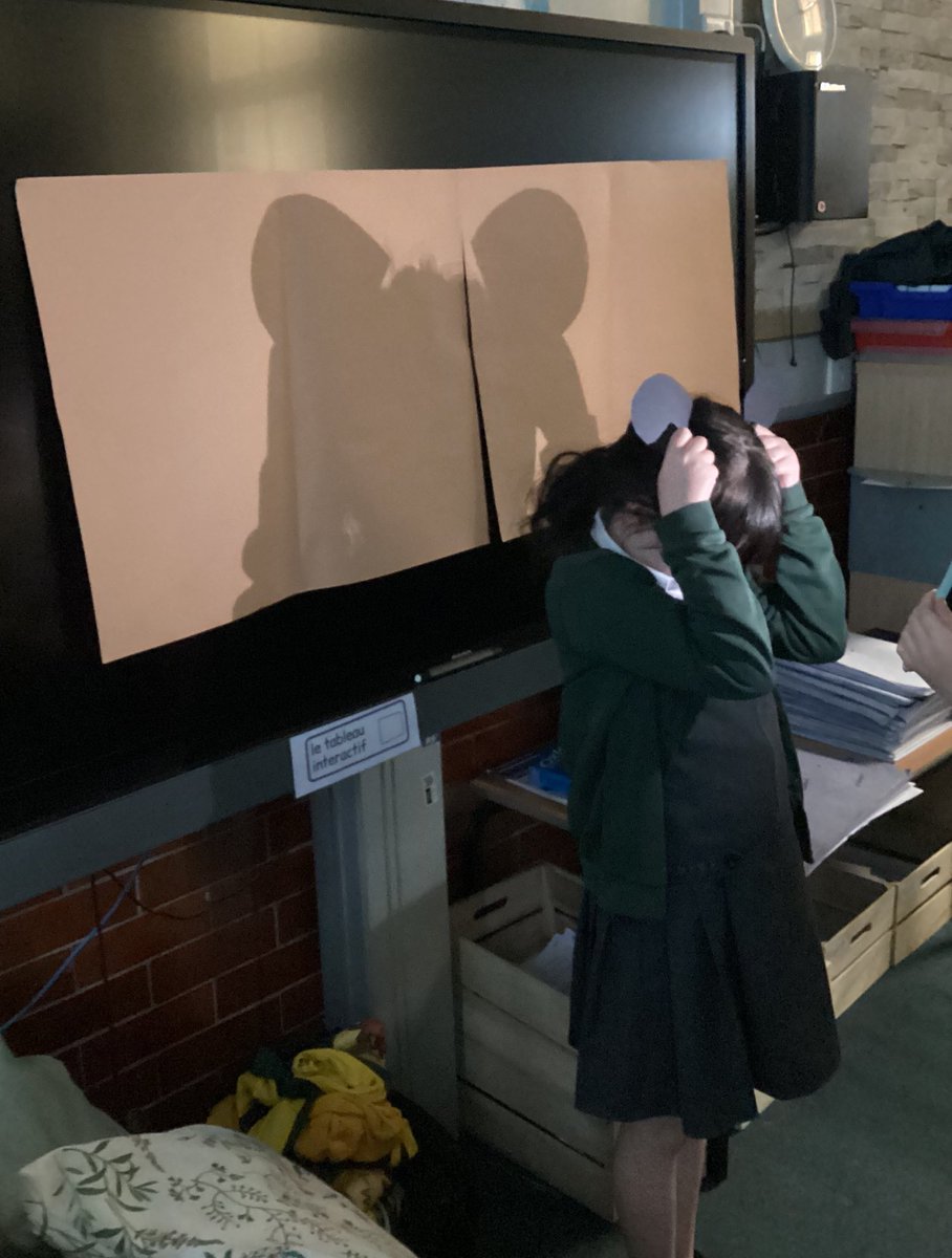 Year5Markeaton's tweet image. How did the mouse trick the Gruffalo’s child? 🤔 We have been investigating how the size and shape of a shadow can change by varying the distance and angle of a light source 🐭🔦 #MPSscience