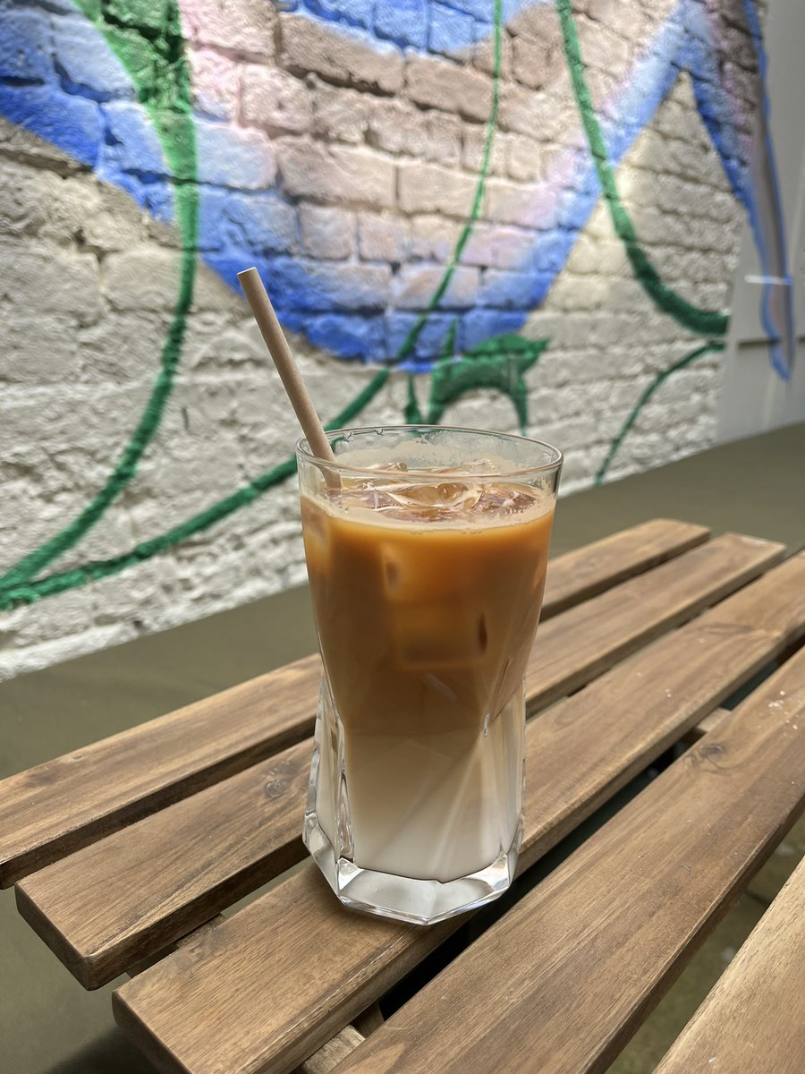 Officially iced latte weather 💚