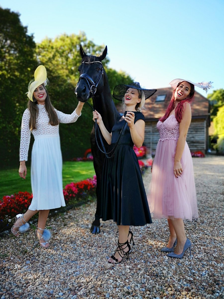 WHAT??
Epsom Derby in 2 weeks 🐎

Outfit☑️
Shoes☑️
Heel stoppers!!

Go get them girls …

Have you heard? You will receive a FREE pair every order online 👠 (t&amp;c's apply)

#cleanheels #heelstoppers #heelprotectors #epsomderby #epsom 
@epsomdownsracecourse
@ascotracecourse