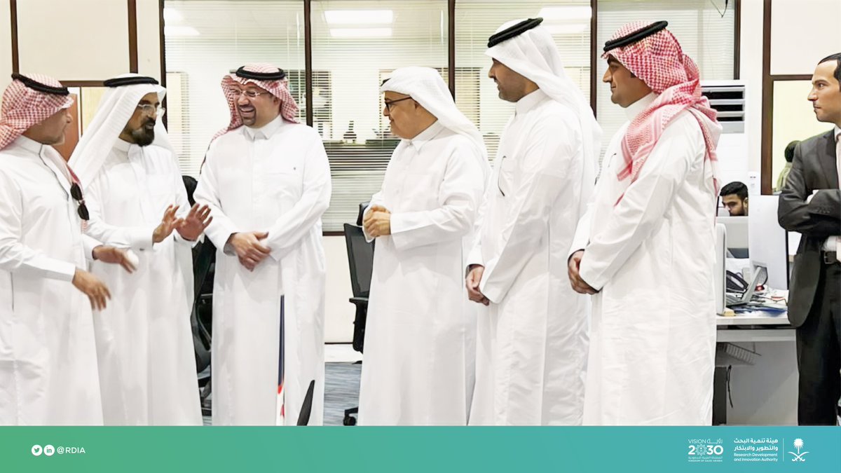 SaudiRDI's tweet photo. التقى فريق تأسيس هيئة #الابتكار الرئيس التنفيذي لشركة أنظمة الاتصالات والإلكترونيات المتقدمة (ACES) لمناقشة فرص التعاون لدعم وتمكين القطاع الخاص في مجالات البحث والتطوير والابتكار. https://t.co/AeQoBarkAj